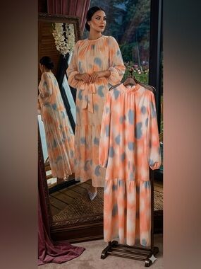 Chic watercolor Boho style flowy Tiered Maxi dress SZ L/XL w Bishop sleeves NWOT